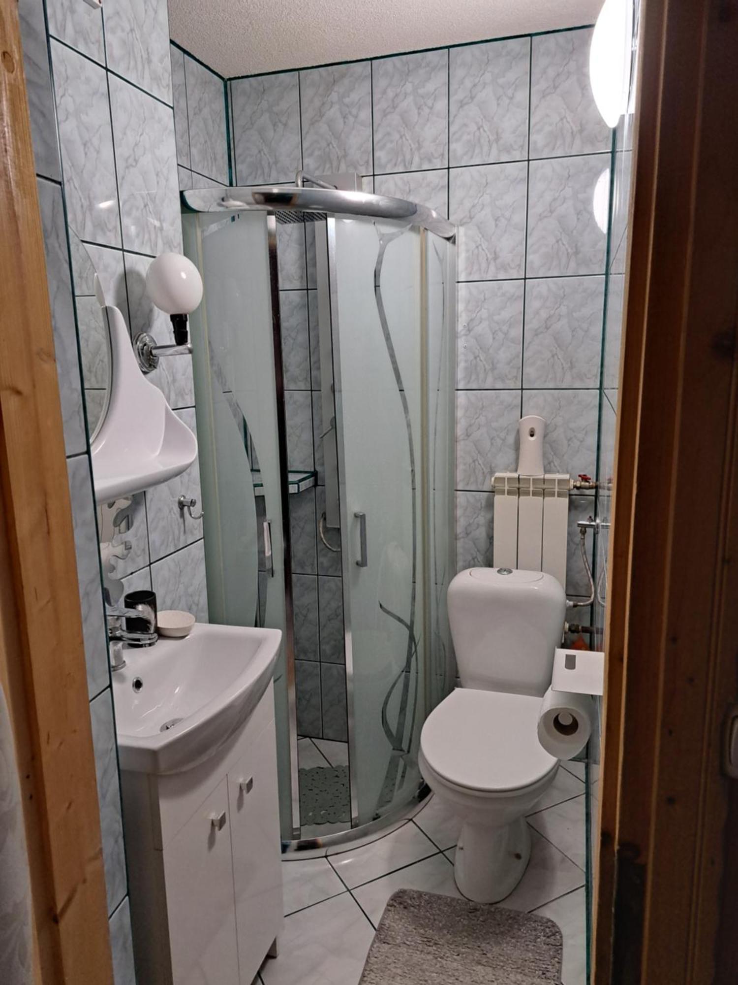 Pokoje Goscinne U Joanny Groń Exteriér fotografie